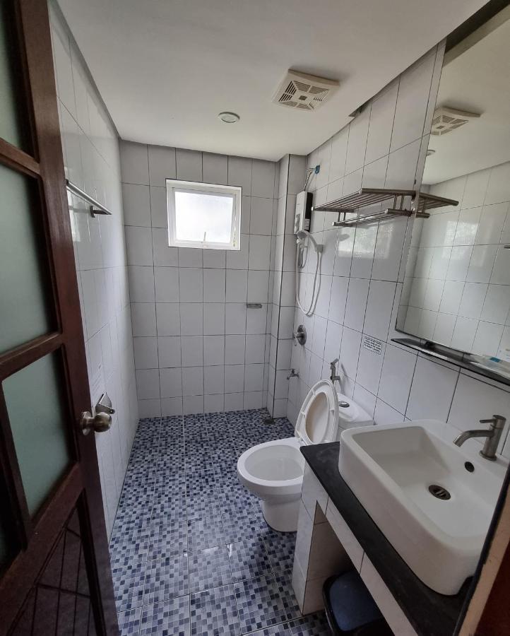 Aqua Travel Lodge Эль-Нидо Экстерьер фото